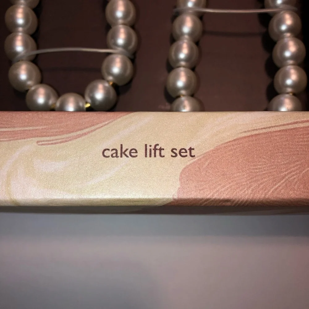 New Anthropologie Home Decor Perla Ivory Pearl Cake Serve Knife Wedding Set